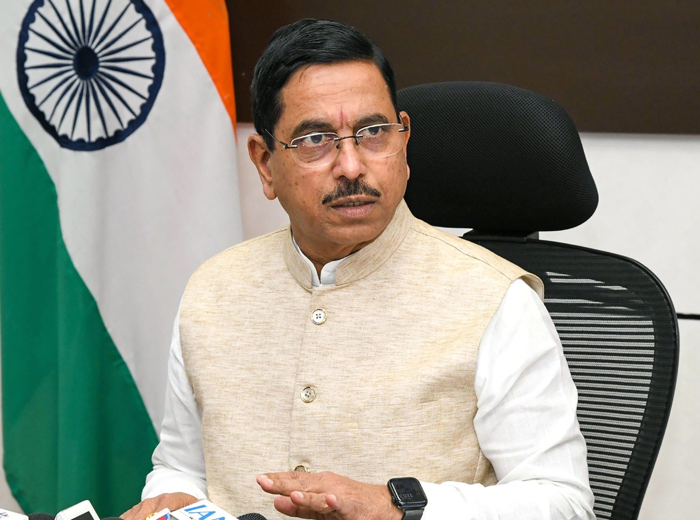 Shri Pralhad Joshi